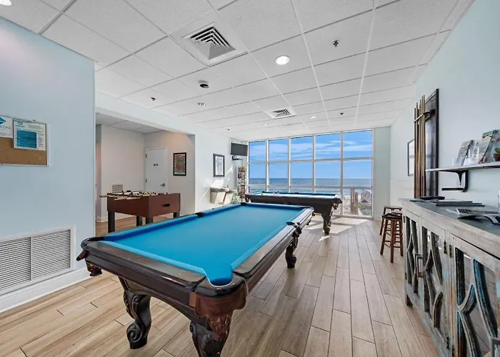 Apartment Crystal Shores West 1005 By Youngs Suncoast *